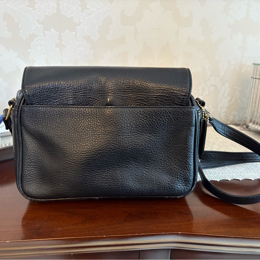 Gorgeous Black Leather Crossbody Bag, Vintage - Picture 3 of 13